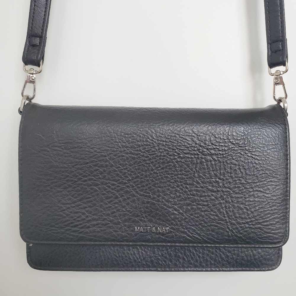 Matt & Nat Black Crossbody Bag